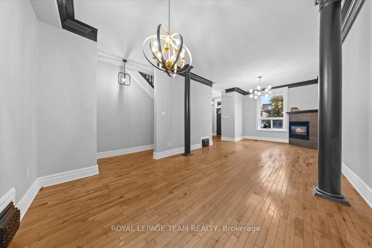 136 Elm Street • Ottawa, ON photo 24