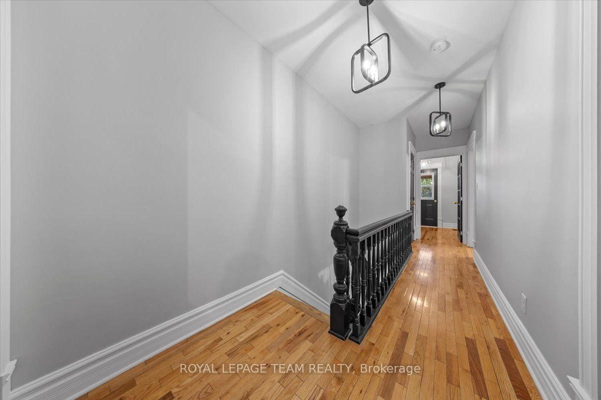 136 Elm Street • Ottawa, ON photo 29