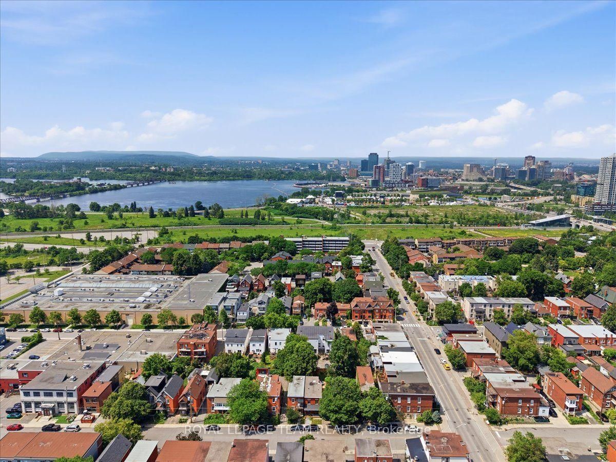 136 Elm Street • Ottawa, ON photo 37