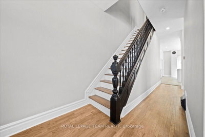 136 Elm Street • Ottawa, ON photo 4