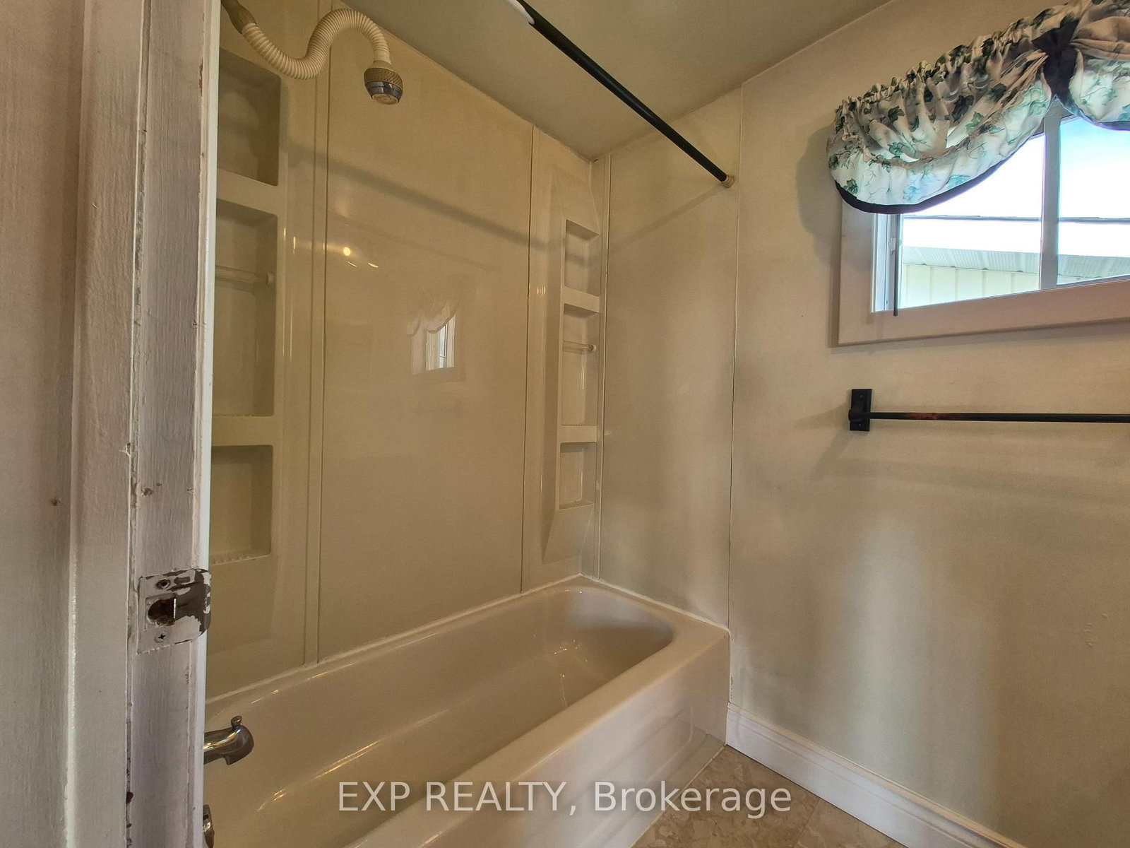 170 June Street • Renfrew, ON photo 15