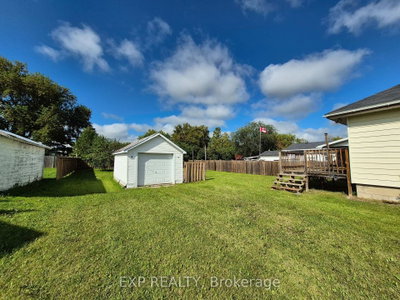 170 June Street • Renfrew, ON photo 3