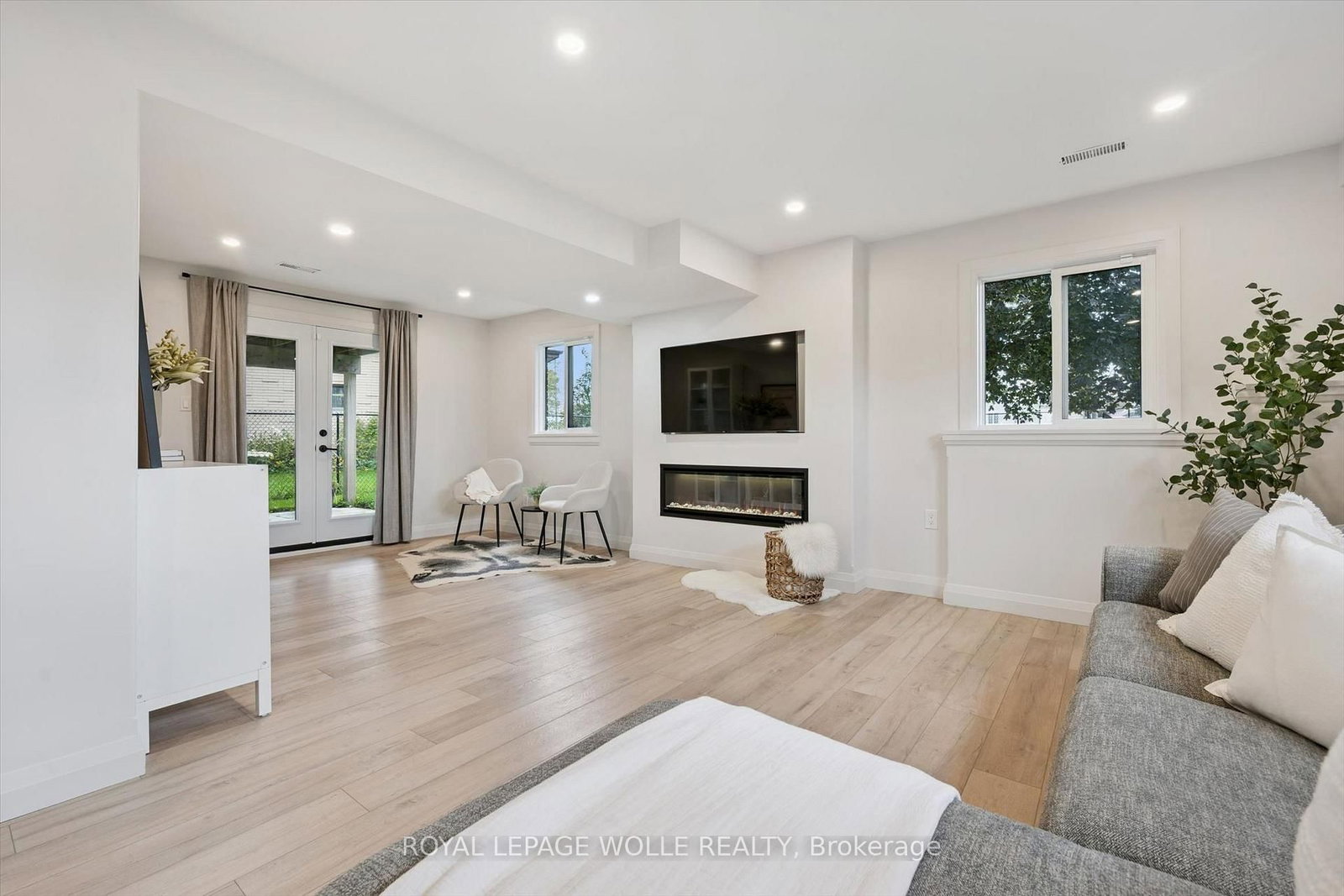 8 Christian Street • Wilmot, ON photo 23