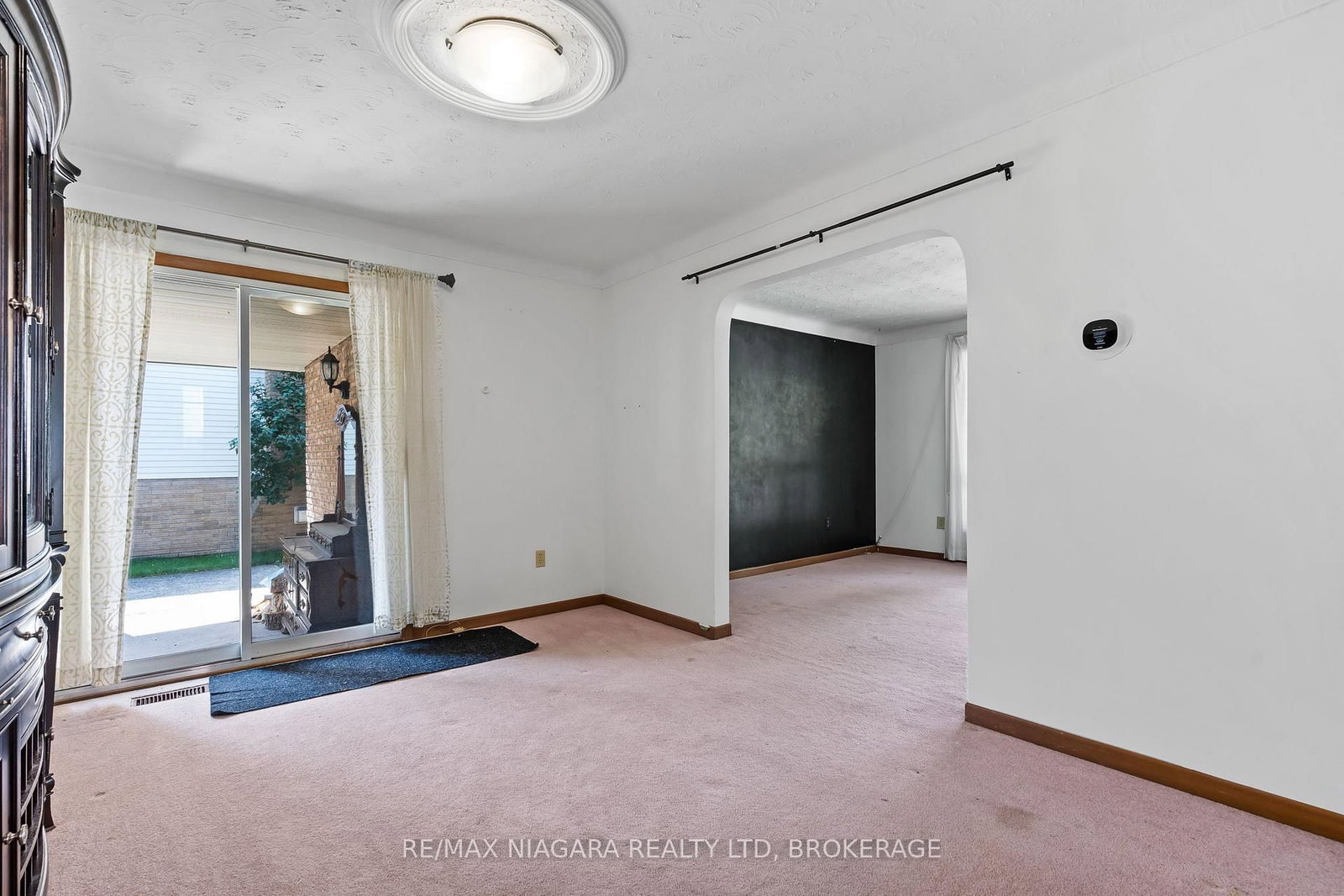26 Forster Avenue • Thorold, ON photo 6