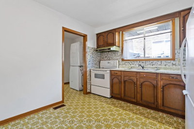 26 Forster Avenue • Thorold, ON photo 8