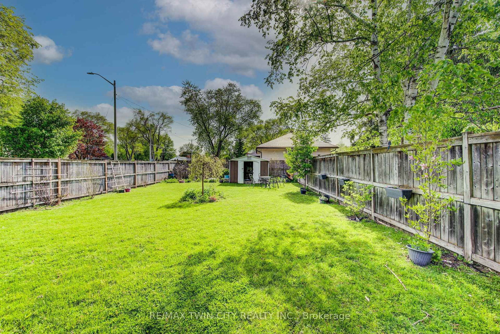 96 Home Street • Stratford, ON photo 28