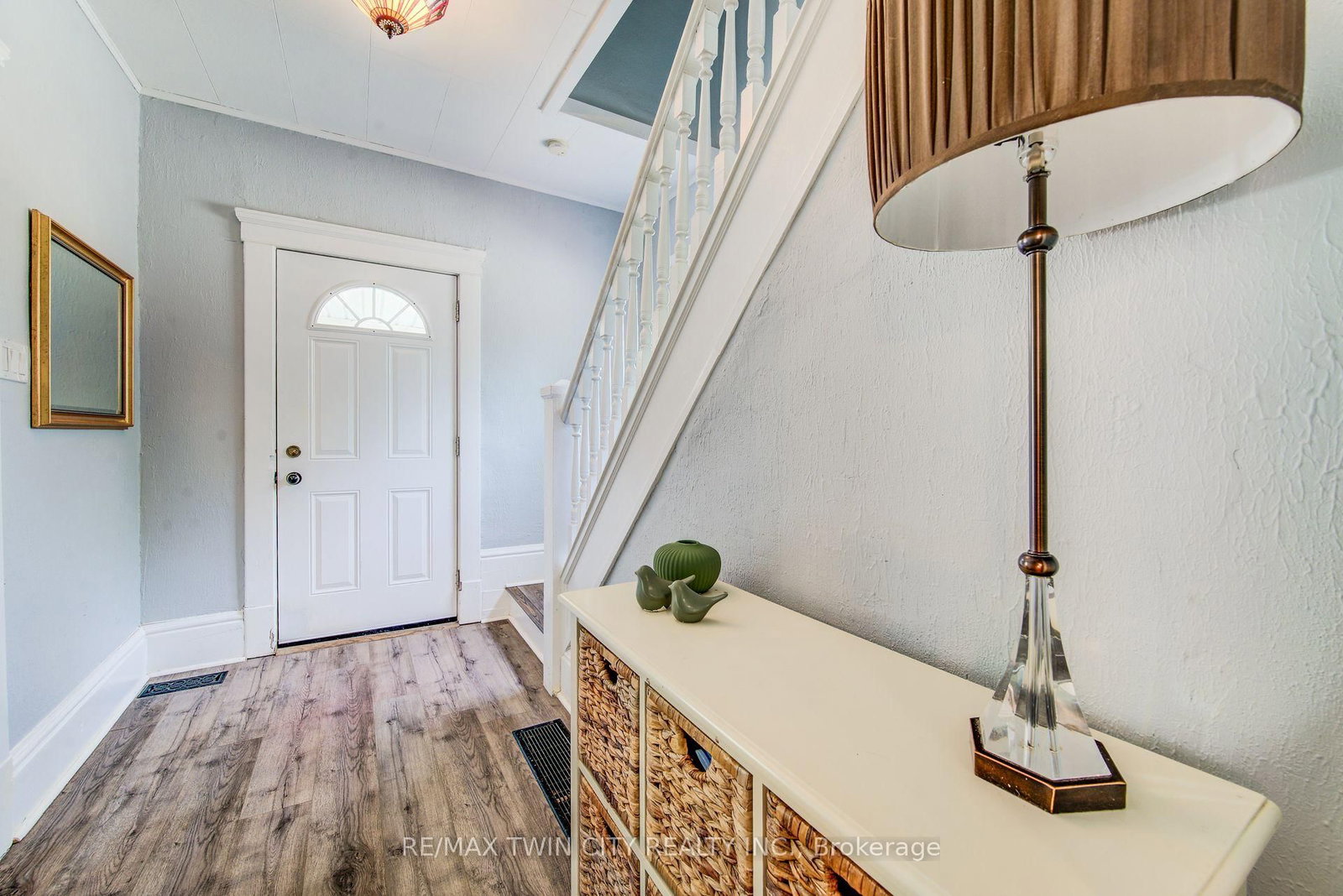 96 Home Street • Stratford, ON photo 4