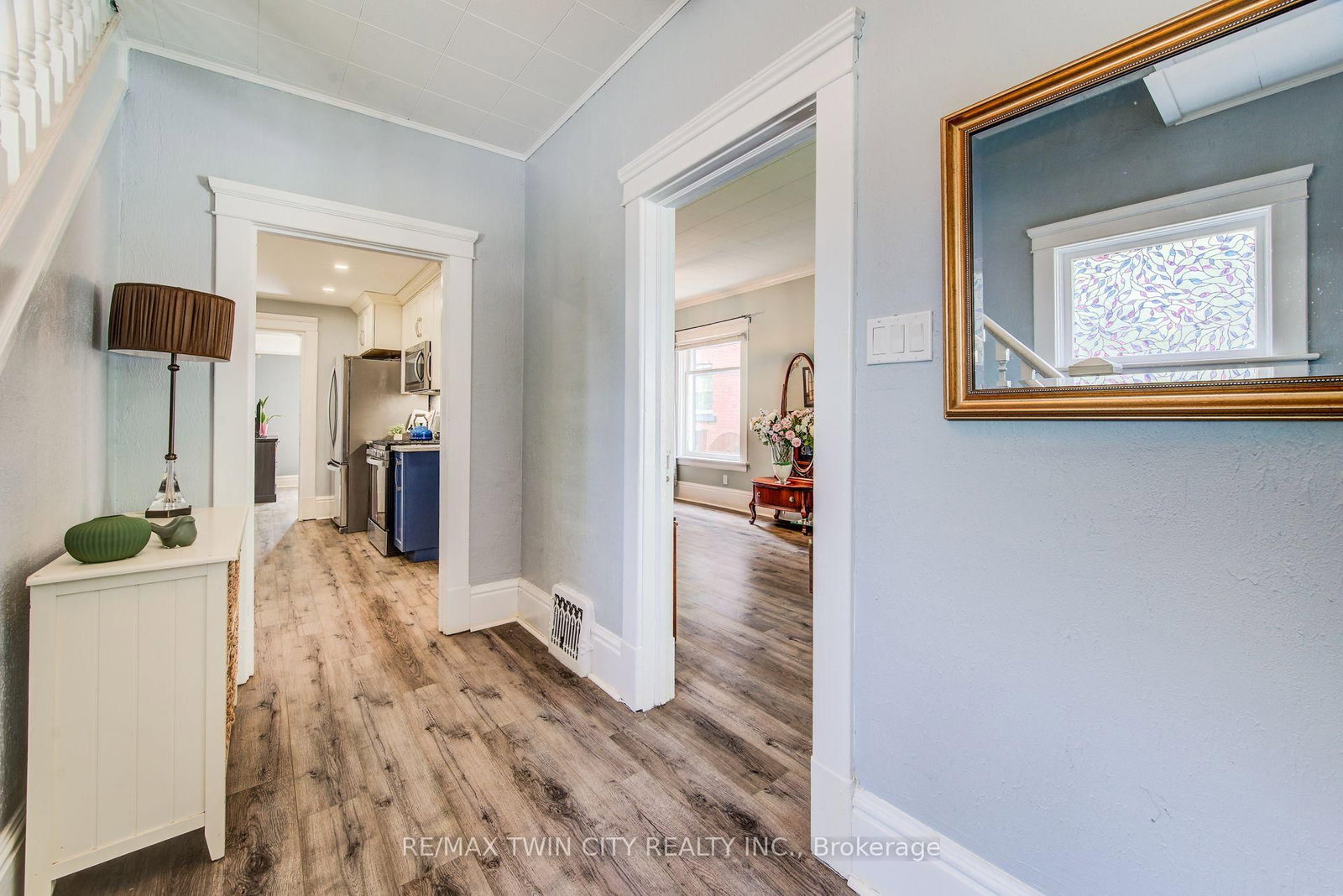 96 Home Street • Stratford, ON photo 6