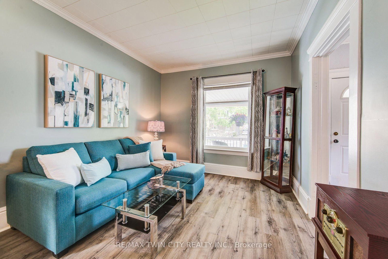96 Home Street • Stratford, ON photo 8
