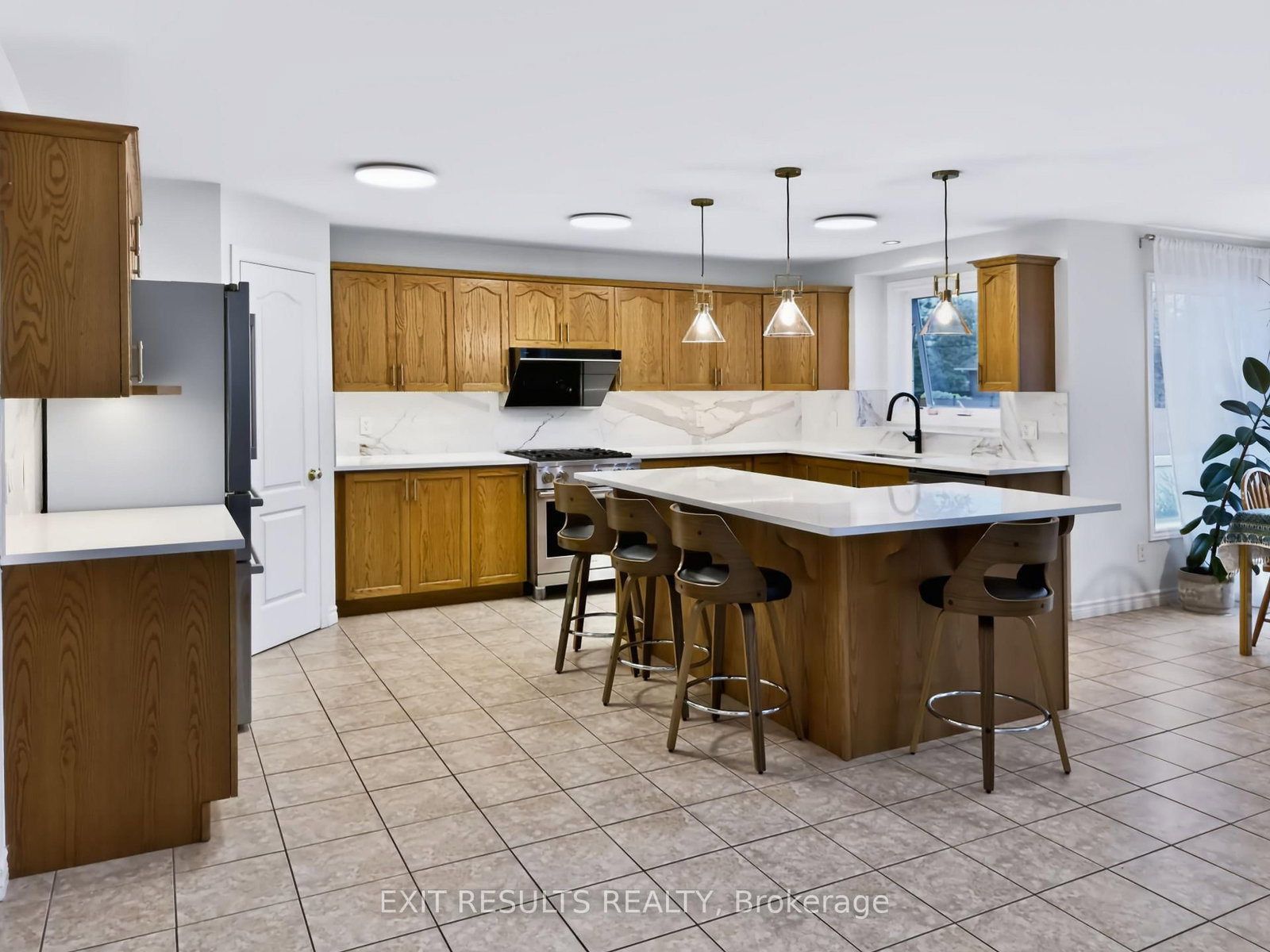 5B KEMP Drive • Ottawa, ON photo 12