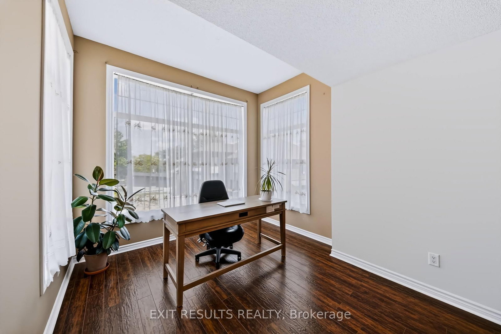 5B KEMP Drive • Ottawa, ON photo 22