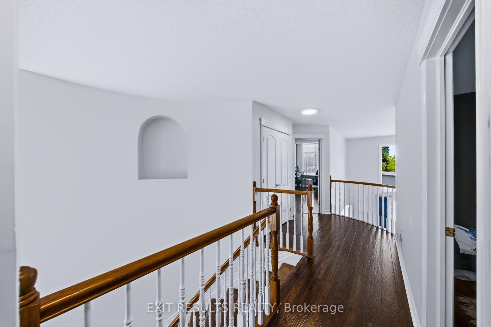 5B KEMP Drive • Ottawa, ON photo 27
