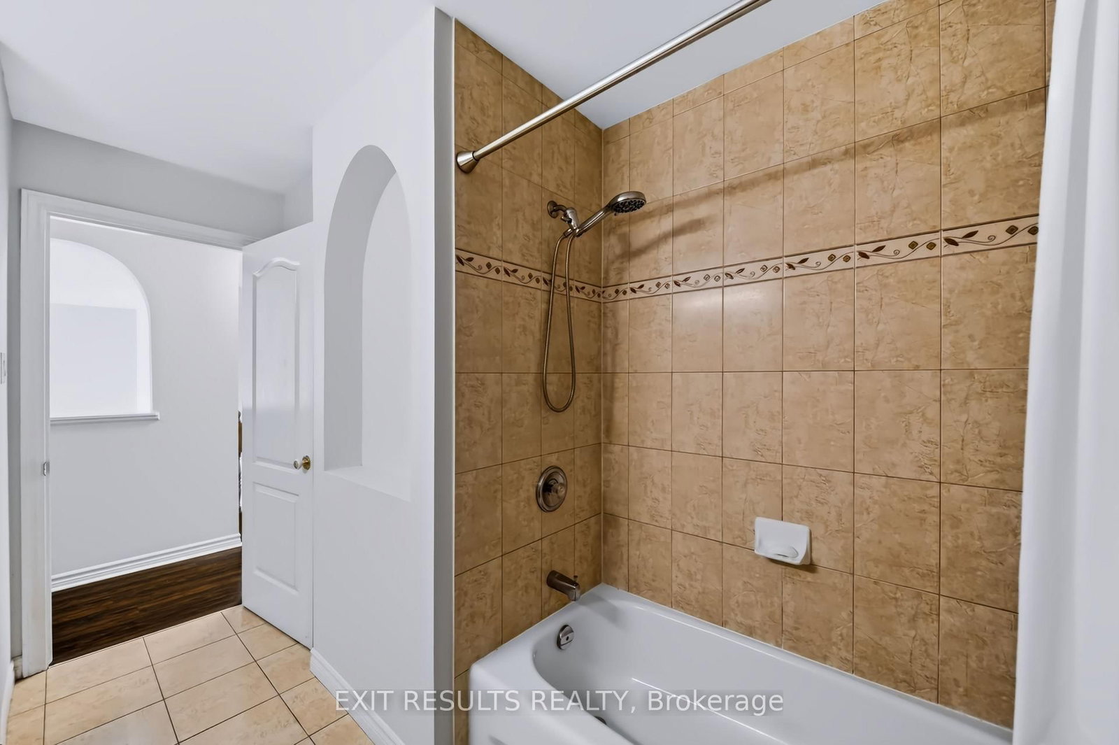 5B KEMP Drive • Ottawa, ON photo 30