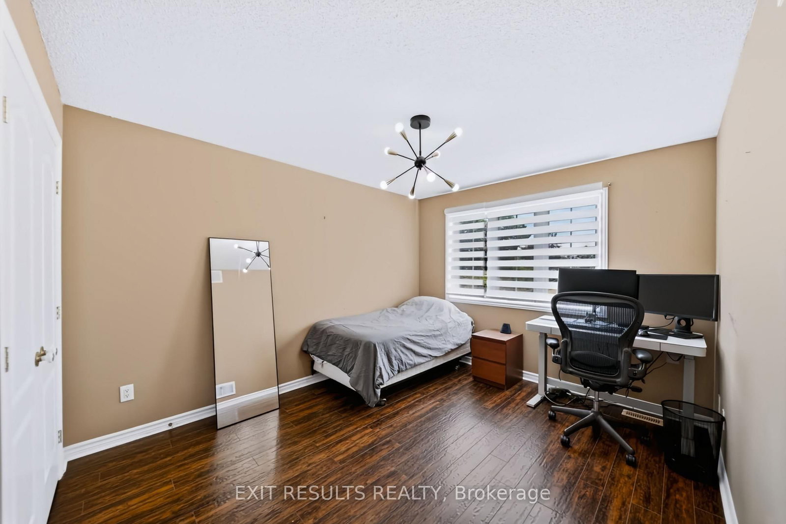 5B KEMP Drive • Ottawa, ON photo 31