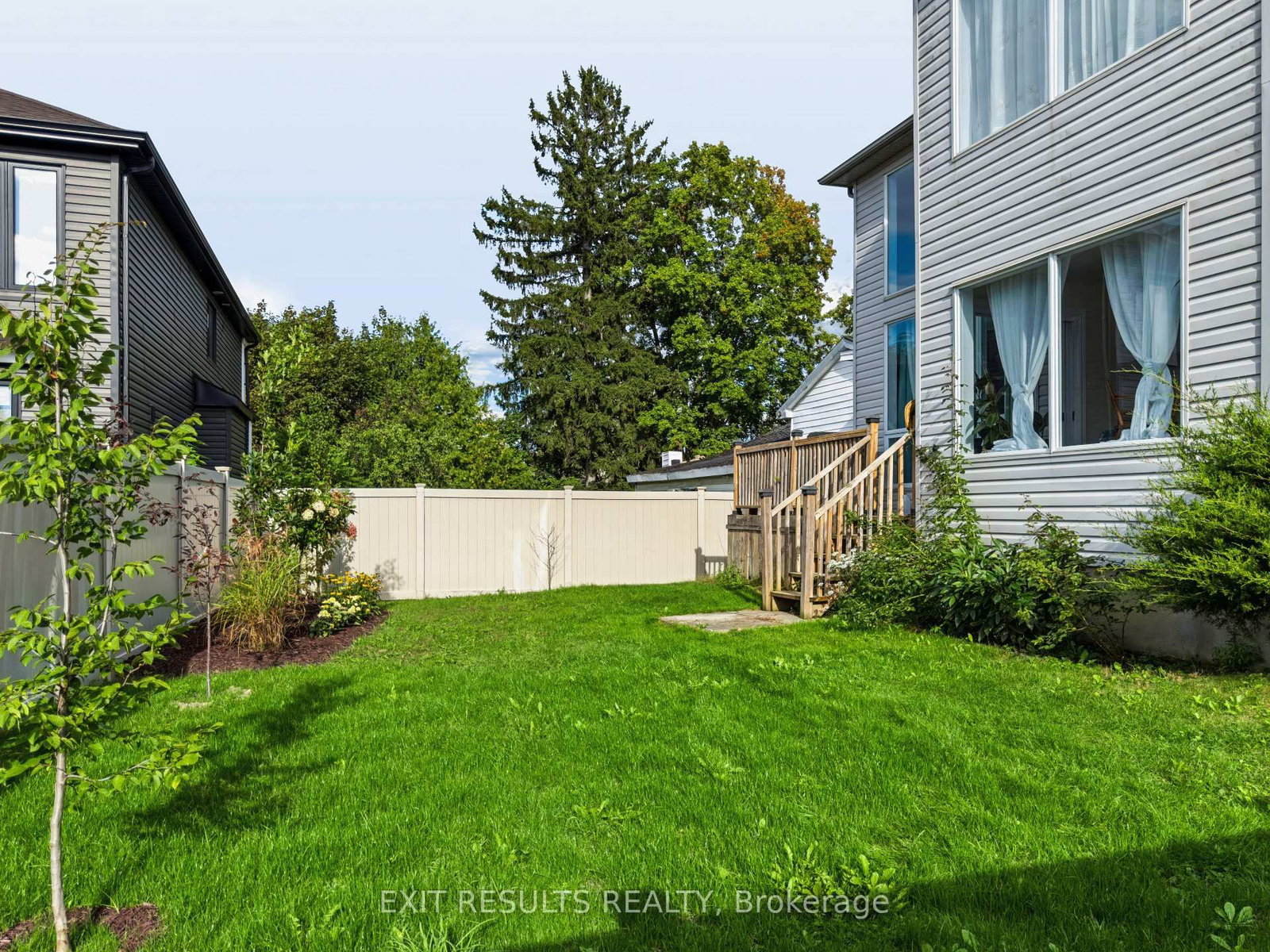 5B KEMP Drive • Ottawa, ON photo 41