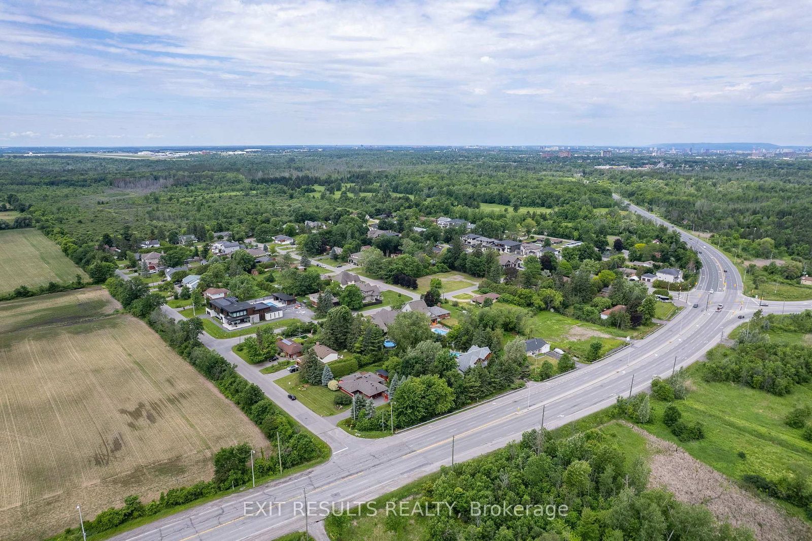 5B KEMP Drive • Ottawa, ON photo 44