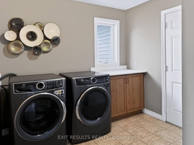 5B KEMP Drive • Ottawa, ON photo 8