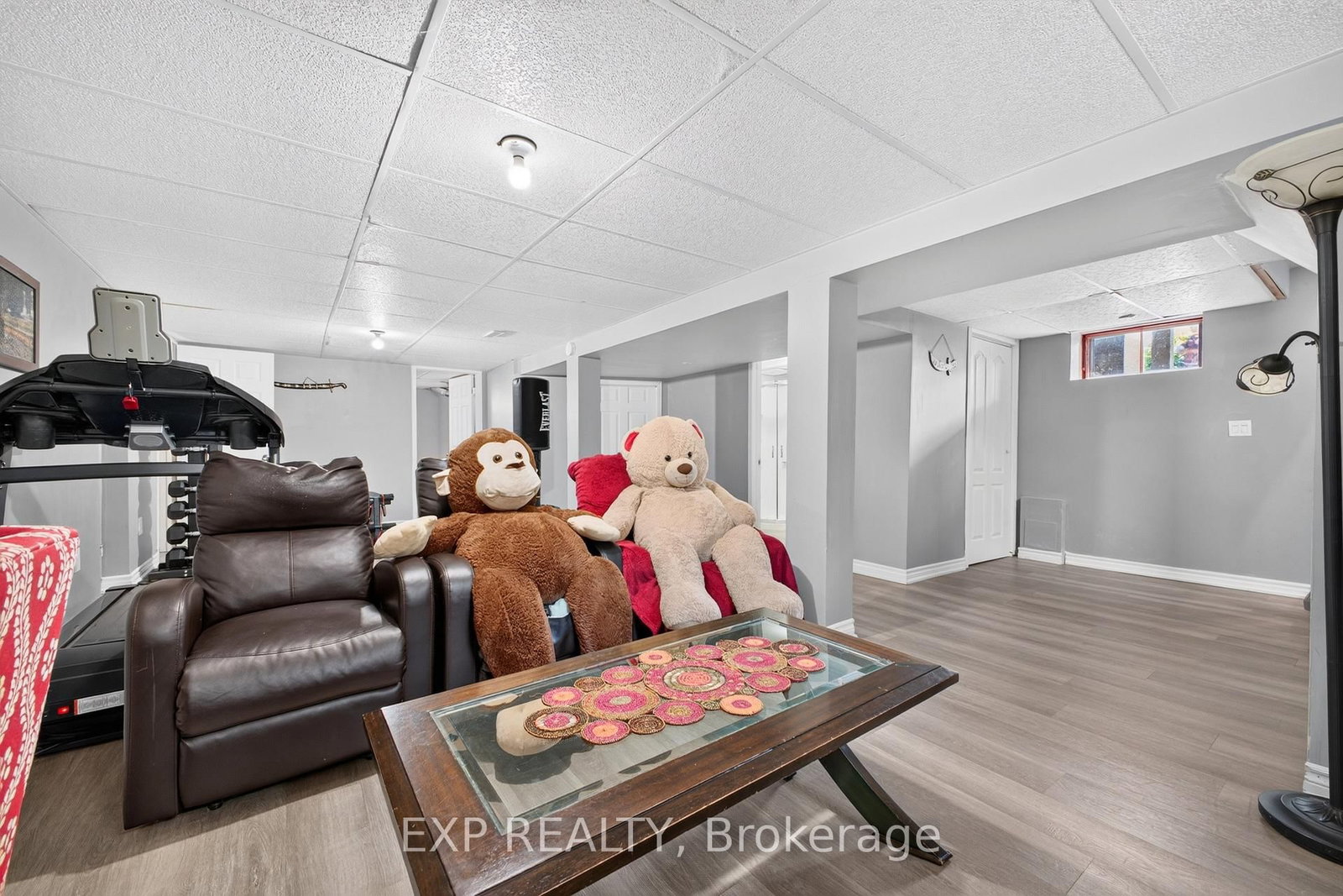 8 Dunraven Avenue • St. Catharines, ON photo 28