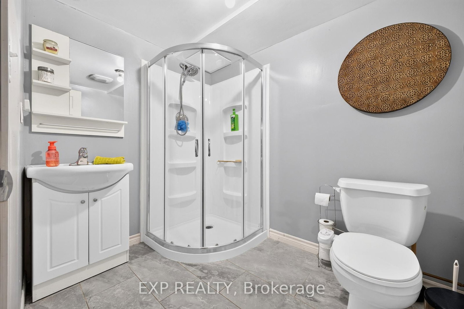 8 Dunraven Avenue • St. Catharines, ON photo 32