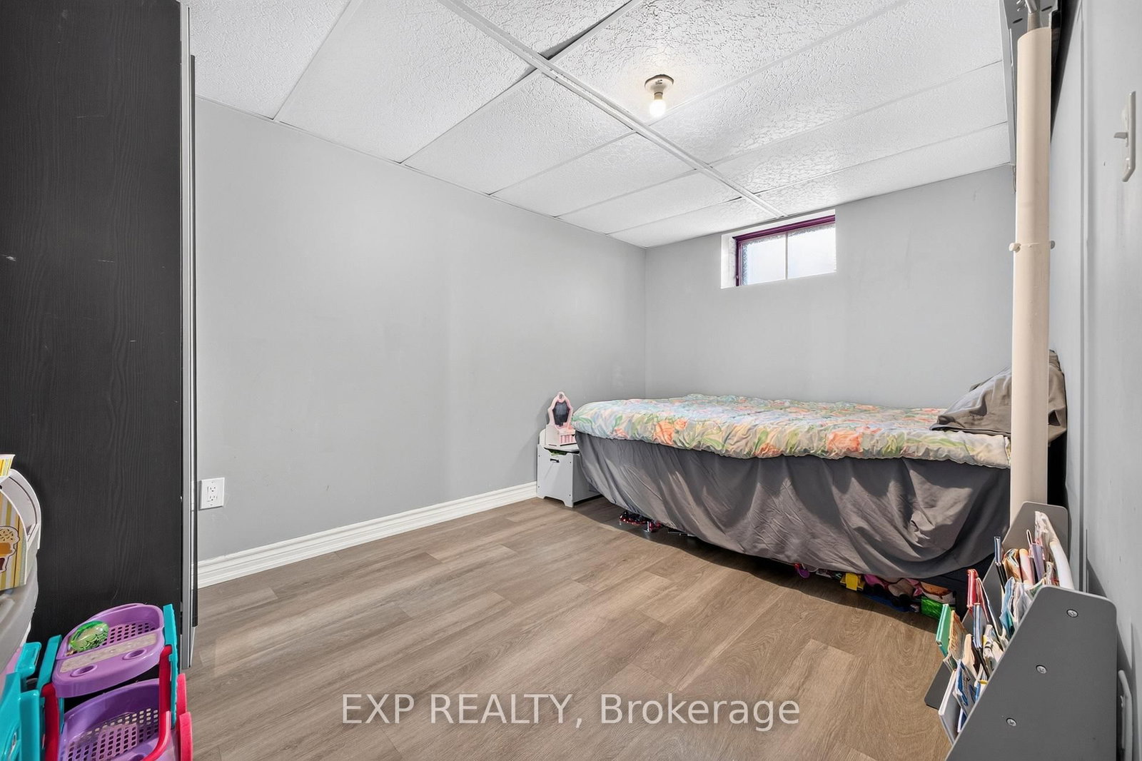 8 Dunraven Avenue • St. Catharines, ON photo 33