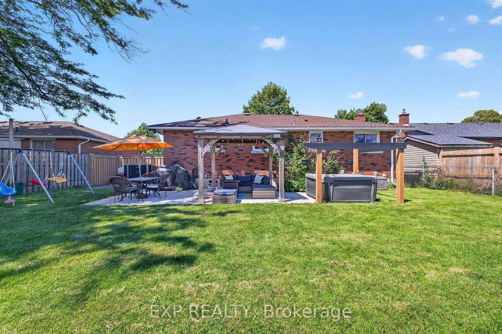 8 Dunraven Avenue • St. Catharines, ON photo 40
