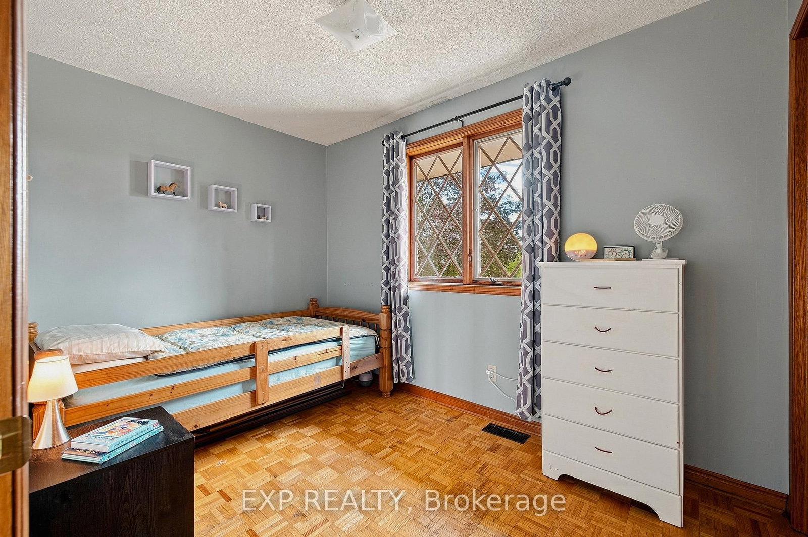 590 Albert Avenue N • North Perth, ON photo 28