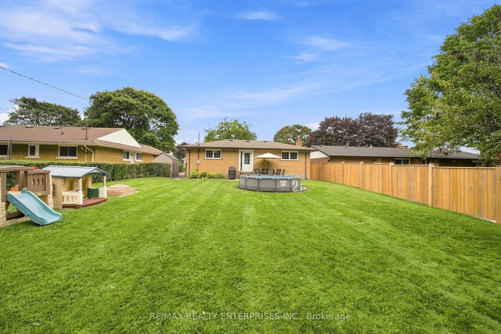 56 Alexander Avenue • Cambridge, ON photo 36