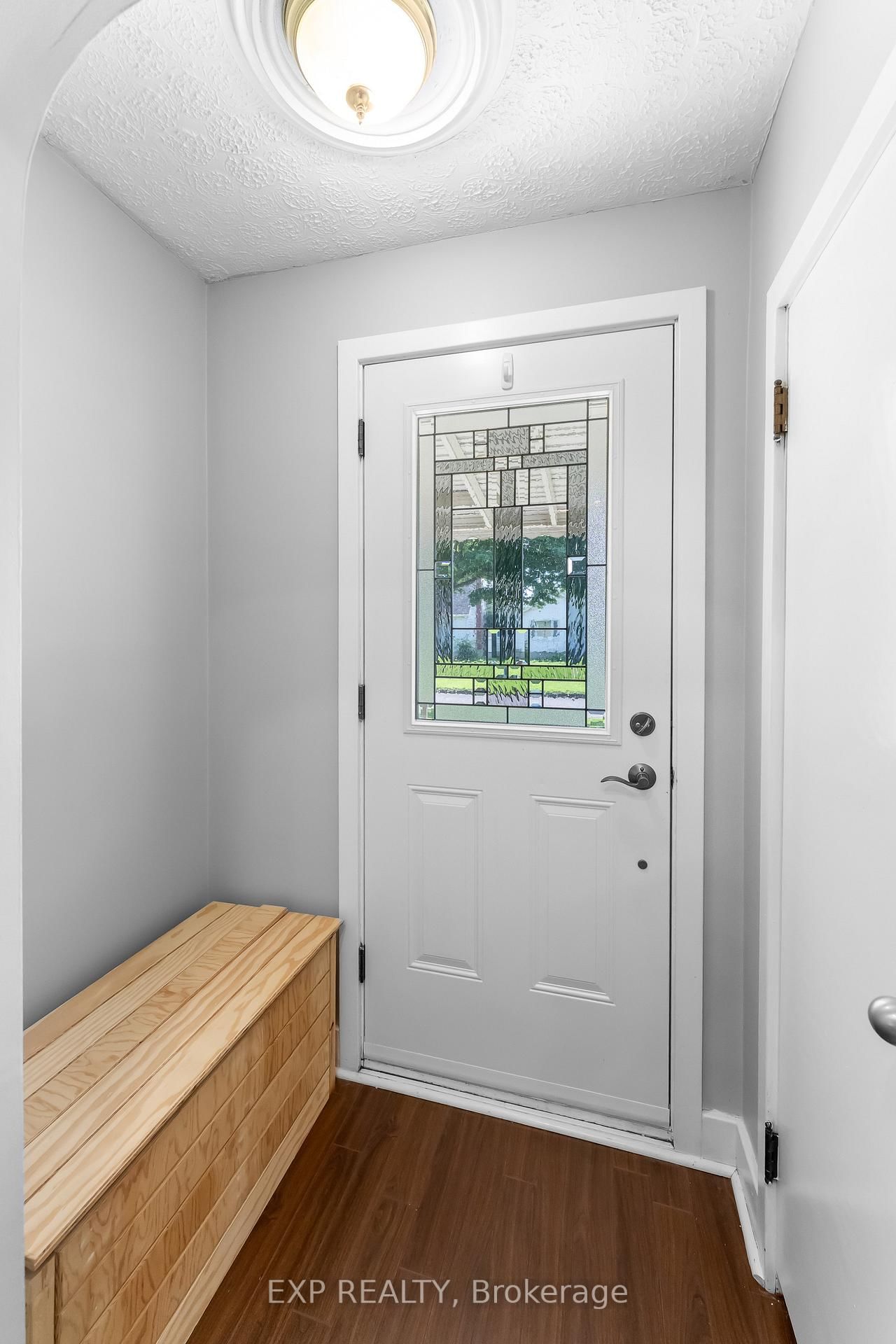 14 Mcdonald Avenue • Thorold, ON photo 18