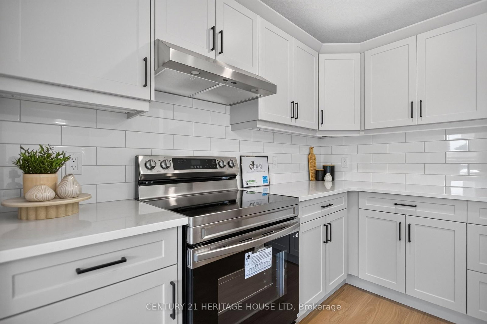 25 Kiln Lane E • St. Thomas, ON photo 12