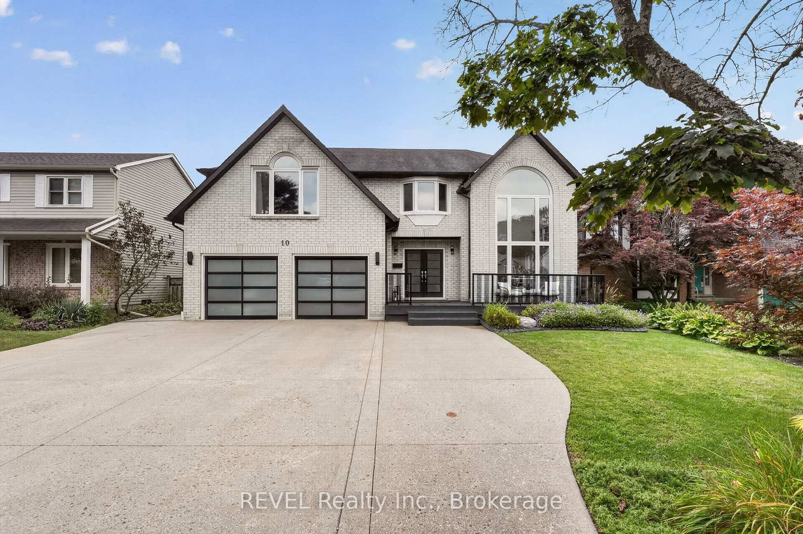 10 Meadowbrook Lane • Pelham, ON photo 1