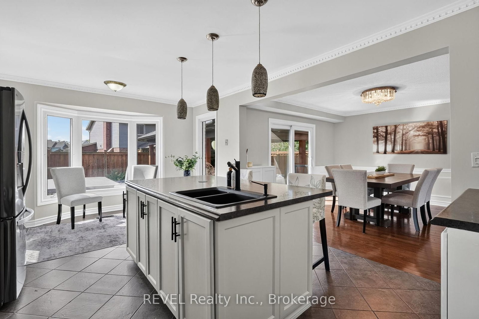 10 Meadowbrook Lane • Pelham, ON photo 12