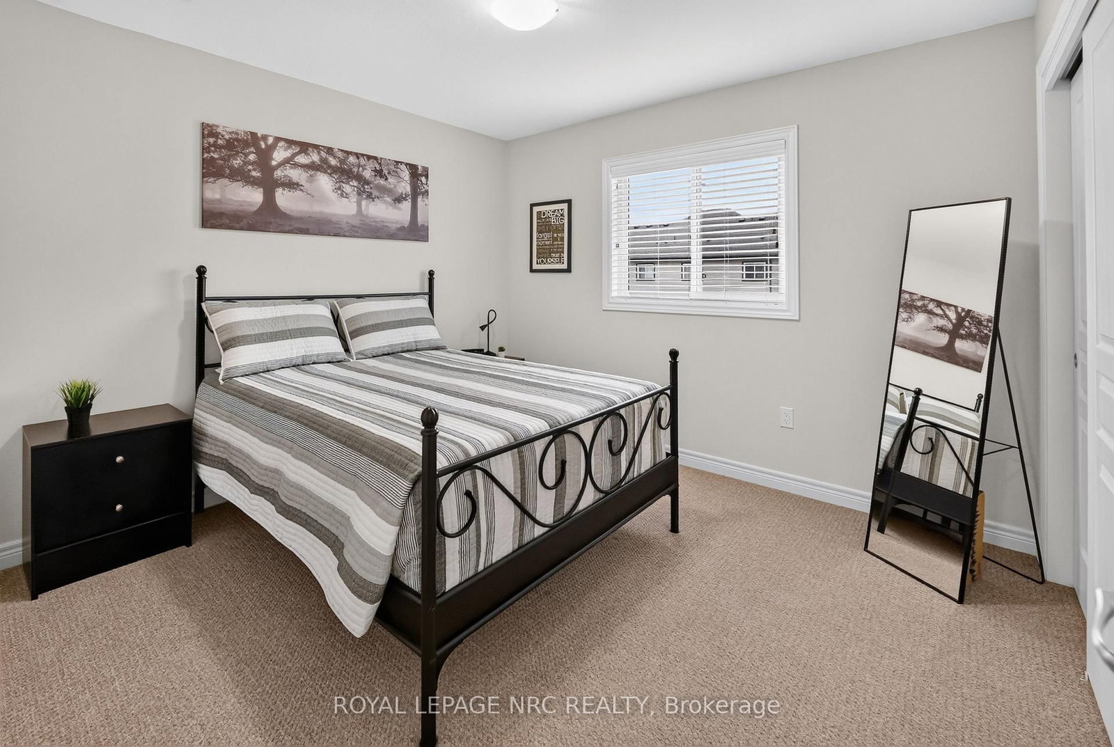 7794 Clendenning Street • Niagara Falls, ON photo 21