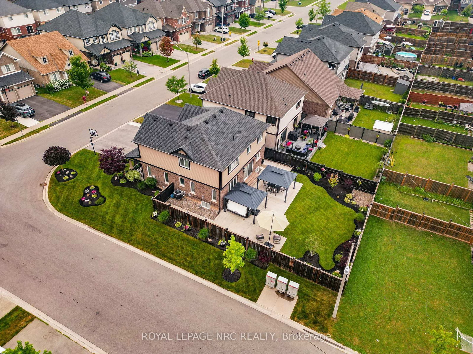 7794 Clendenning Street • Niagara Falls, ON photo 41