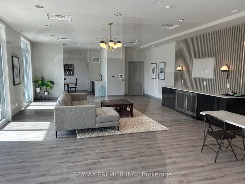 504 - 107 ROGER Street