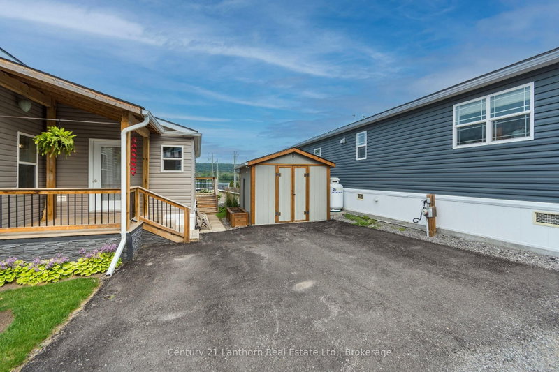 18 - 484 Frankford Stirling Road