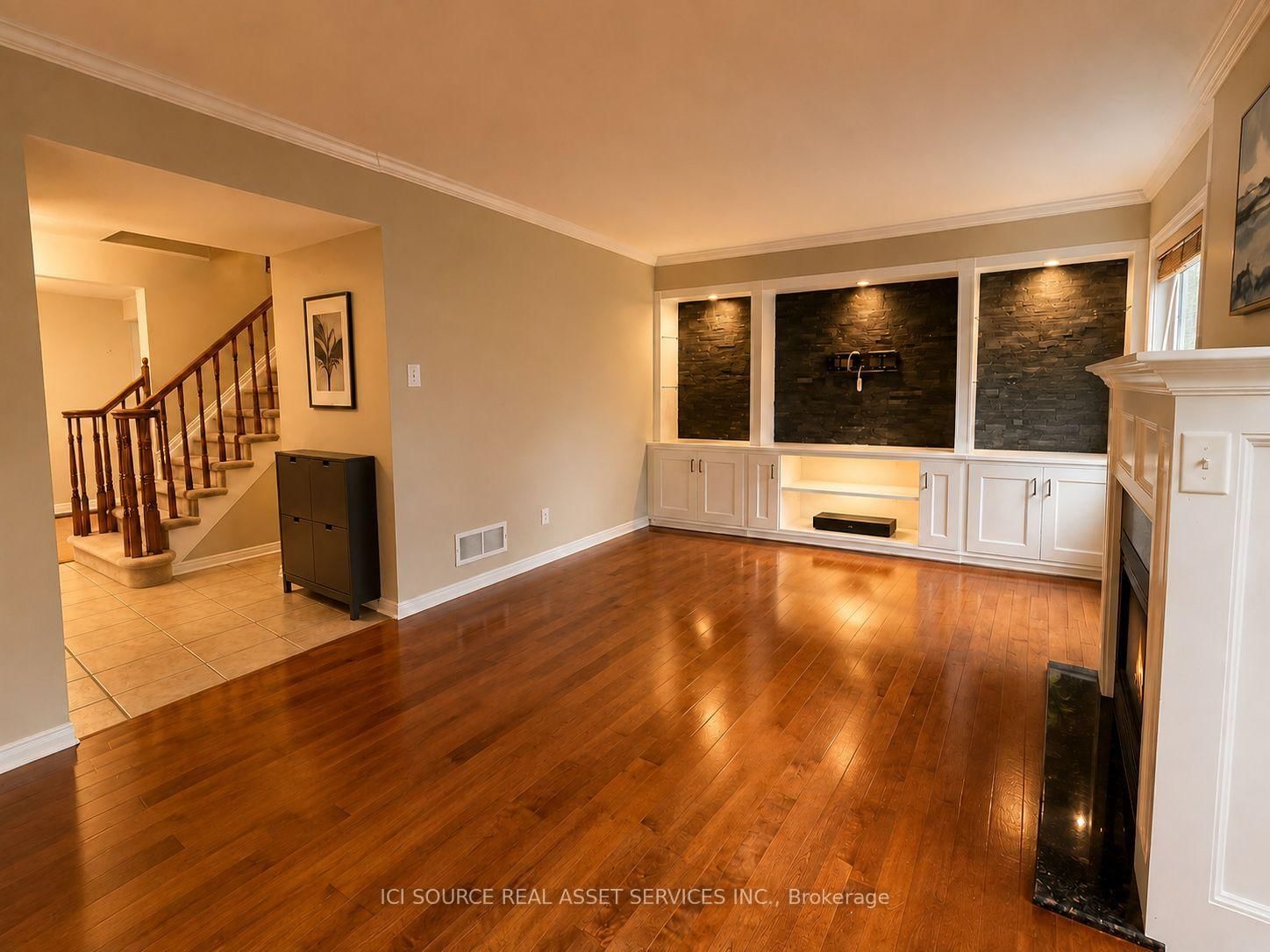 358 Wisteria Crescent • Ottawa, ON photo 11