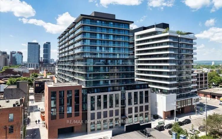 1015 - 1 Jarvis Street