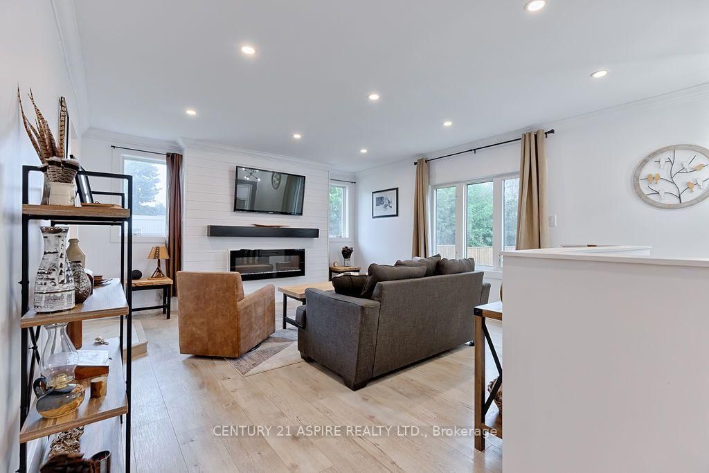 621 Bruham Avenue • Laurentian Valley, ON photo 14