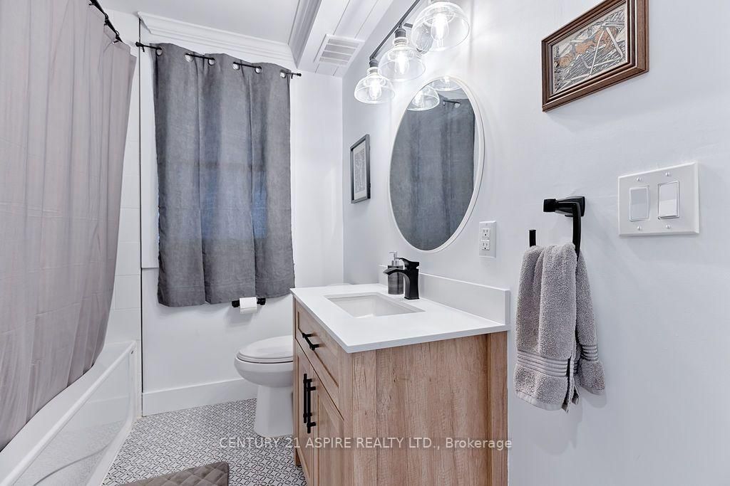 621 Bruham Avenue • Laurentian Valley, ON photo 19