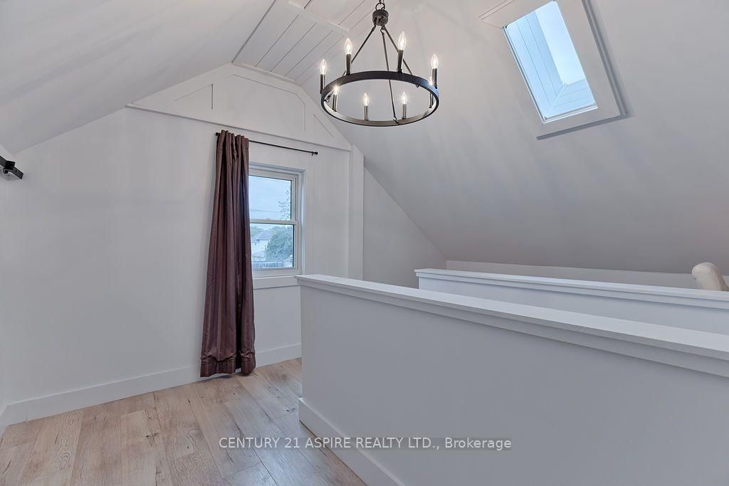 621 Bruham Avenue • Laurentian Valley, ON photo 23