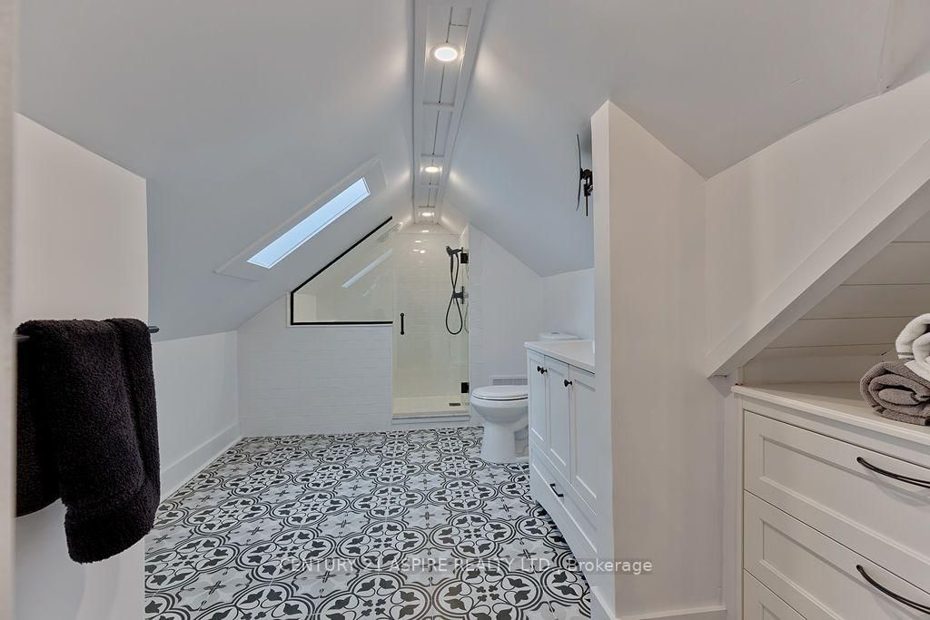 621 Bruham Avenue • Laurentian Valley, ON photo 27