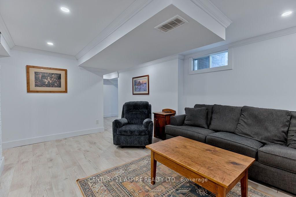 621 Bruham Avenue • Laurentian Valley, ON photo 37