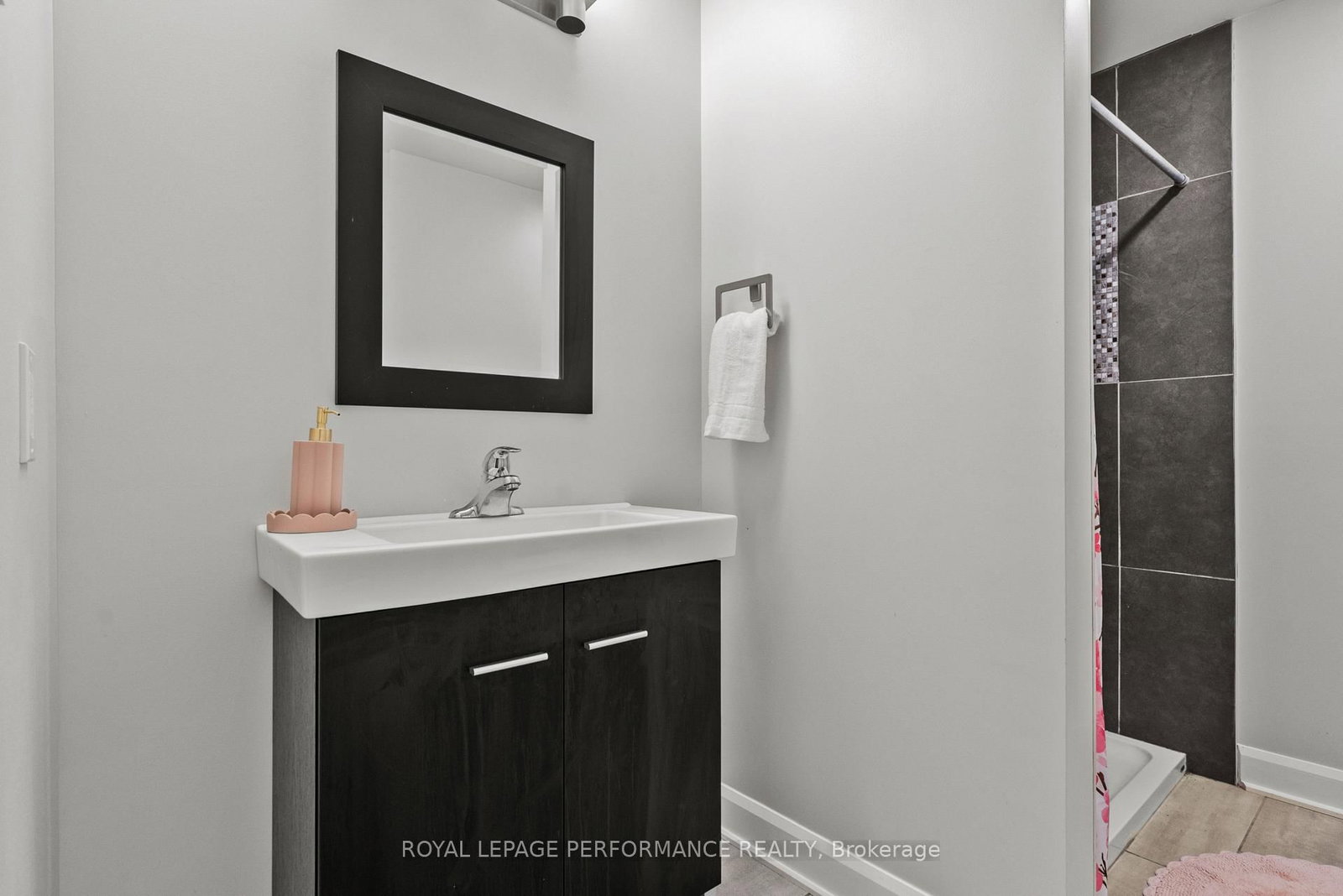 6 Brickyard Drive • Russell, ON photo 40