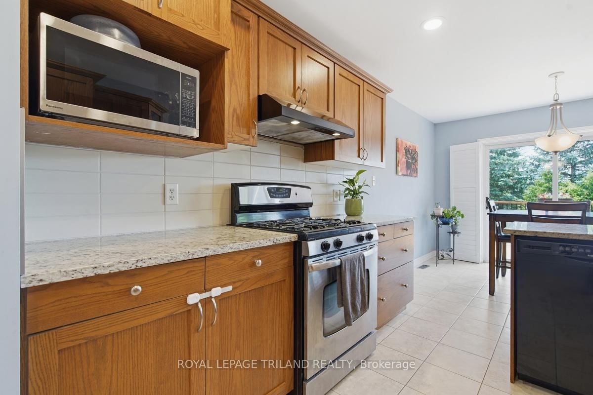 1731 Fiddlehead Place • London North, ON photo 13