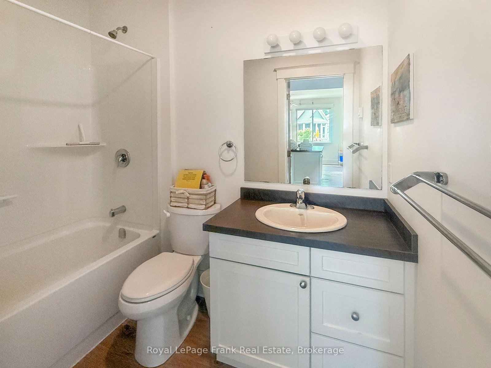 11 Hollow Lane • #219 • Prince Edward County, ON photo 18