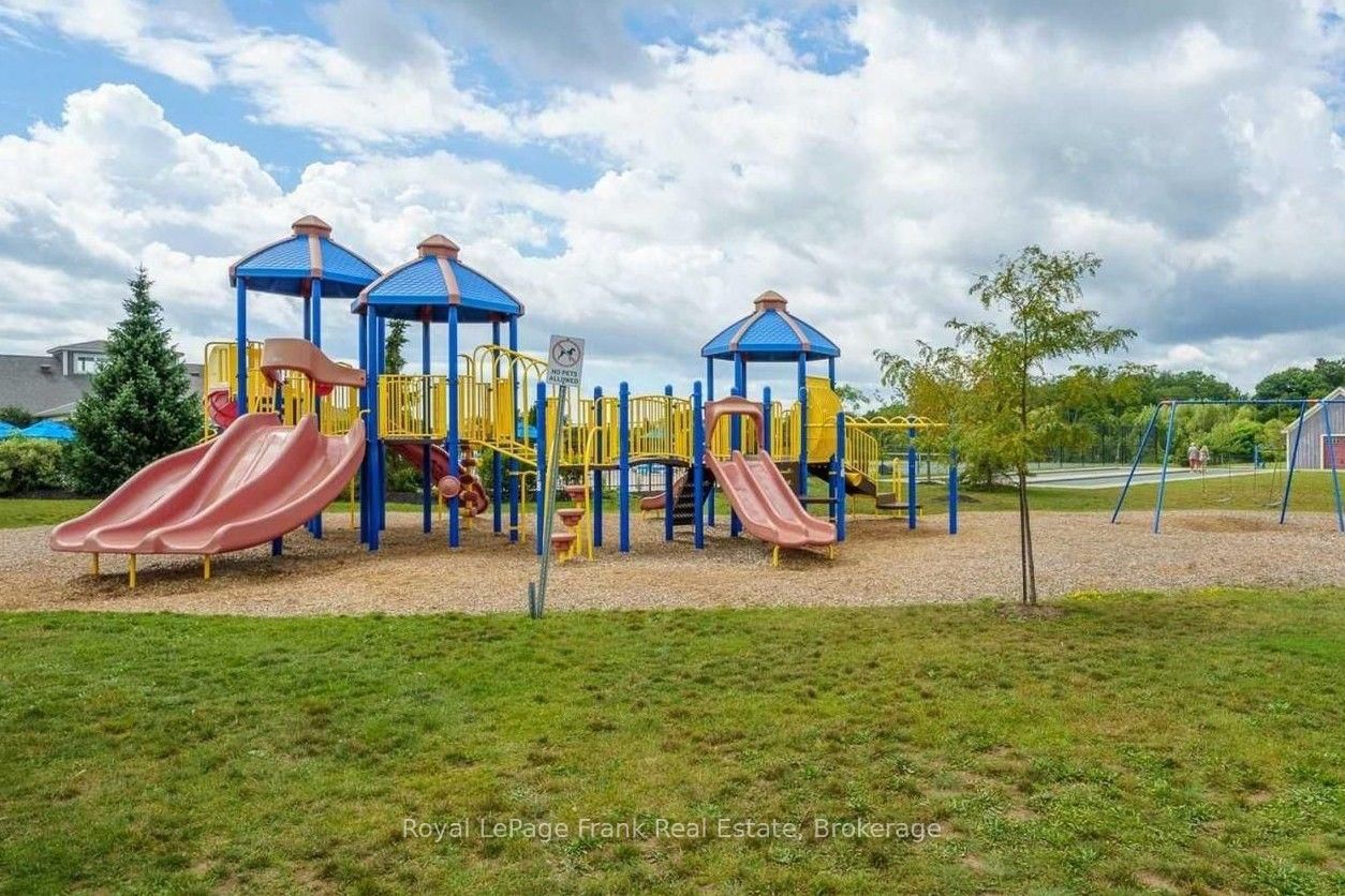 11 Hollow Lane • #219 • Prince Edward County, ON photo 25