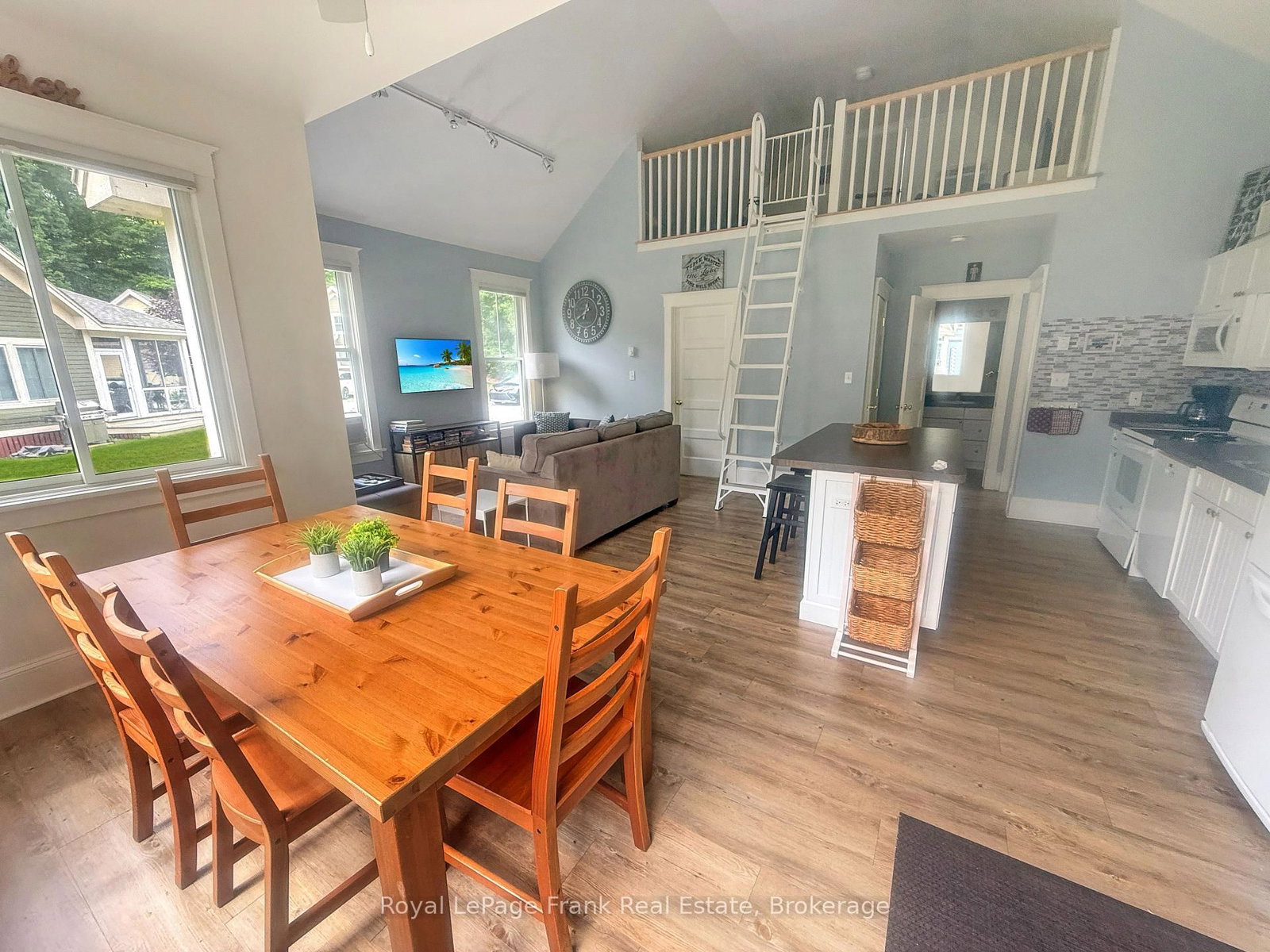 11 Hollow Lane • #219 • Prince Edward County, ON photo 9