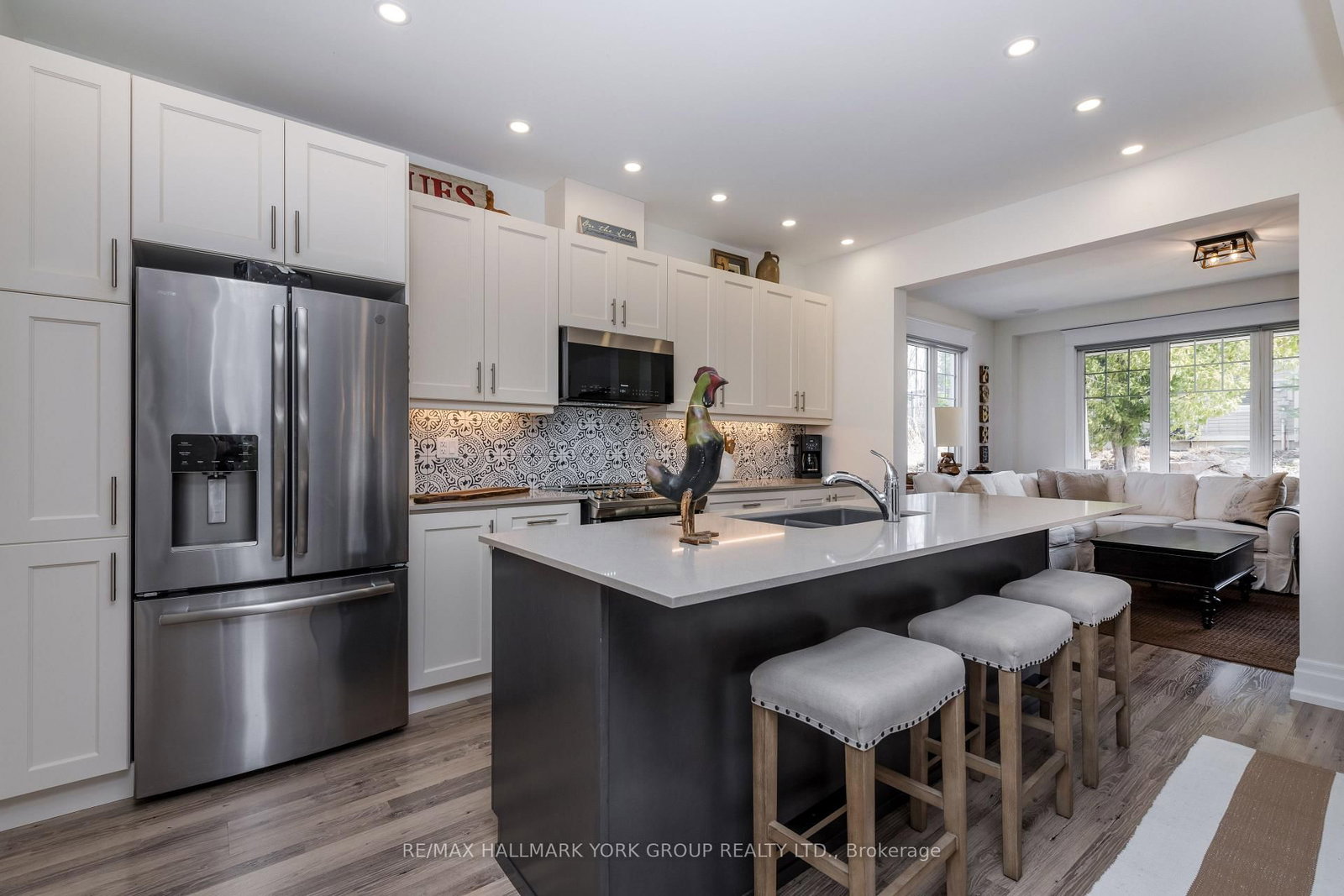 20 Marina Village Drive • Georgian Bay, ON photo 11