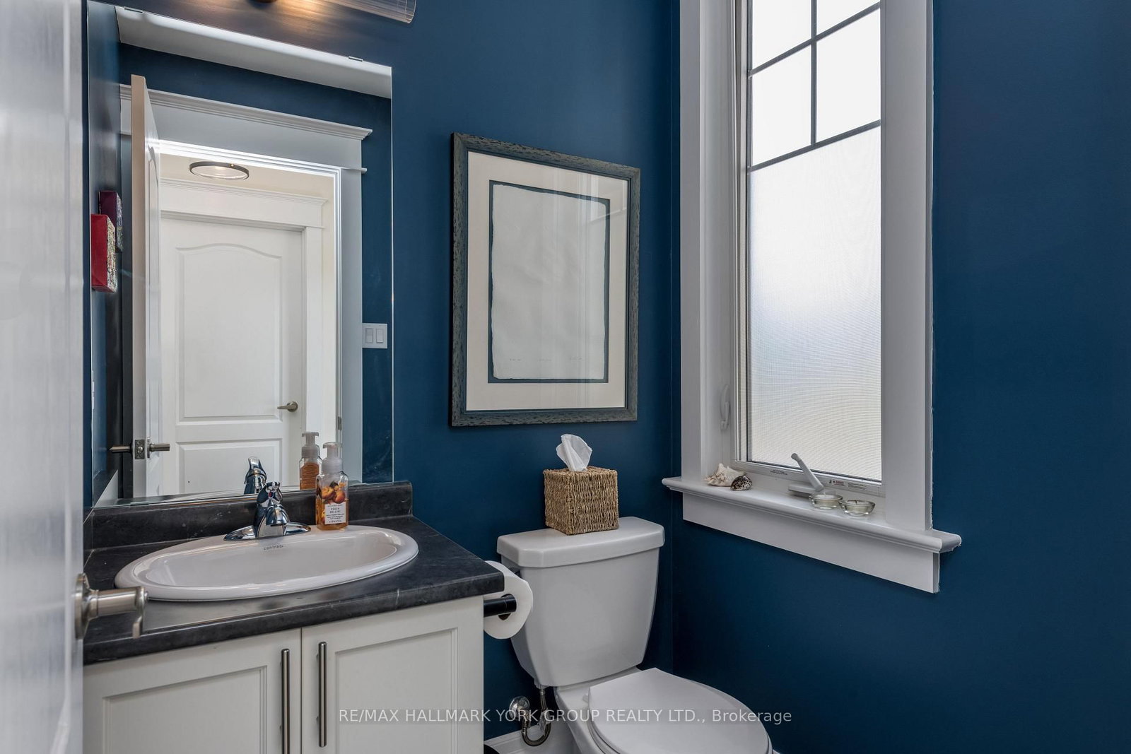 20 Marina Village Drive • Georgian Bay, ON photo 16