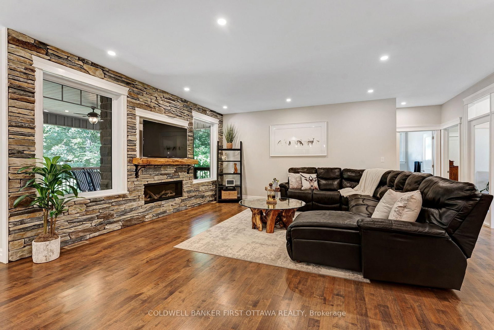944 McLaren Road • Tay Valley, ON photo 10